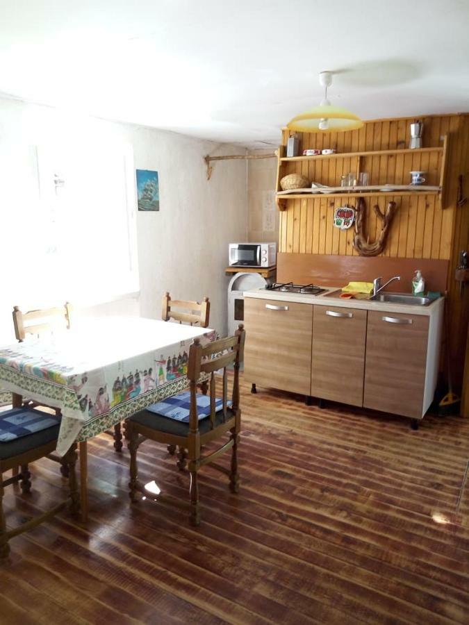 Apartman Lubenice Exterior foto