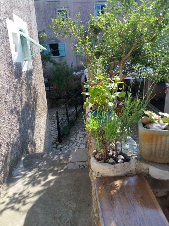 Apartman Lubenice Exterior foto
